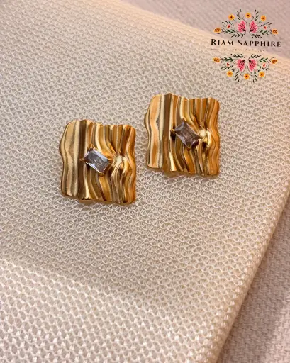 Ripple Studs